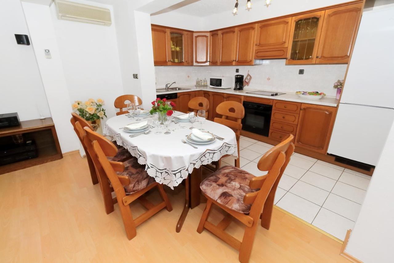 Apartman Nika - Marija Makarska Exteriör bild