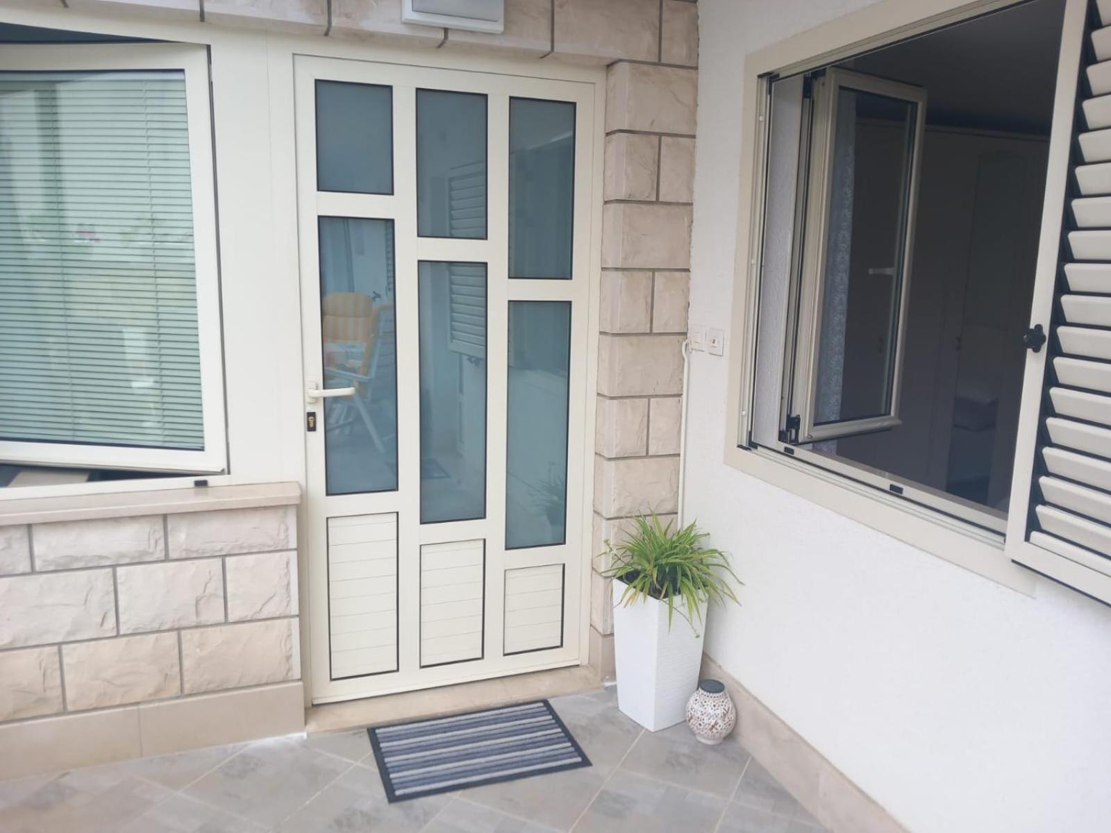 Apartman Nika - Marija Makarska Exteriör bild