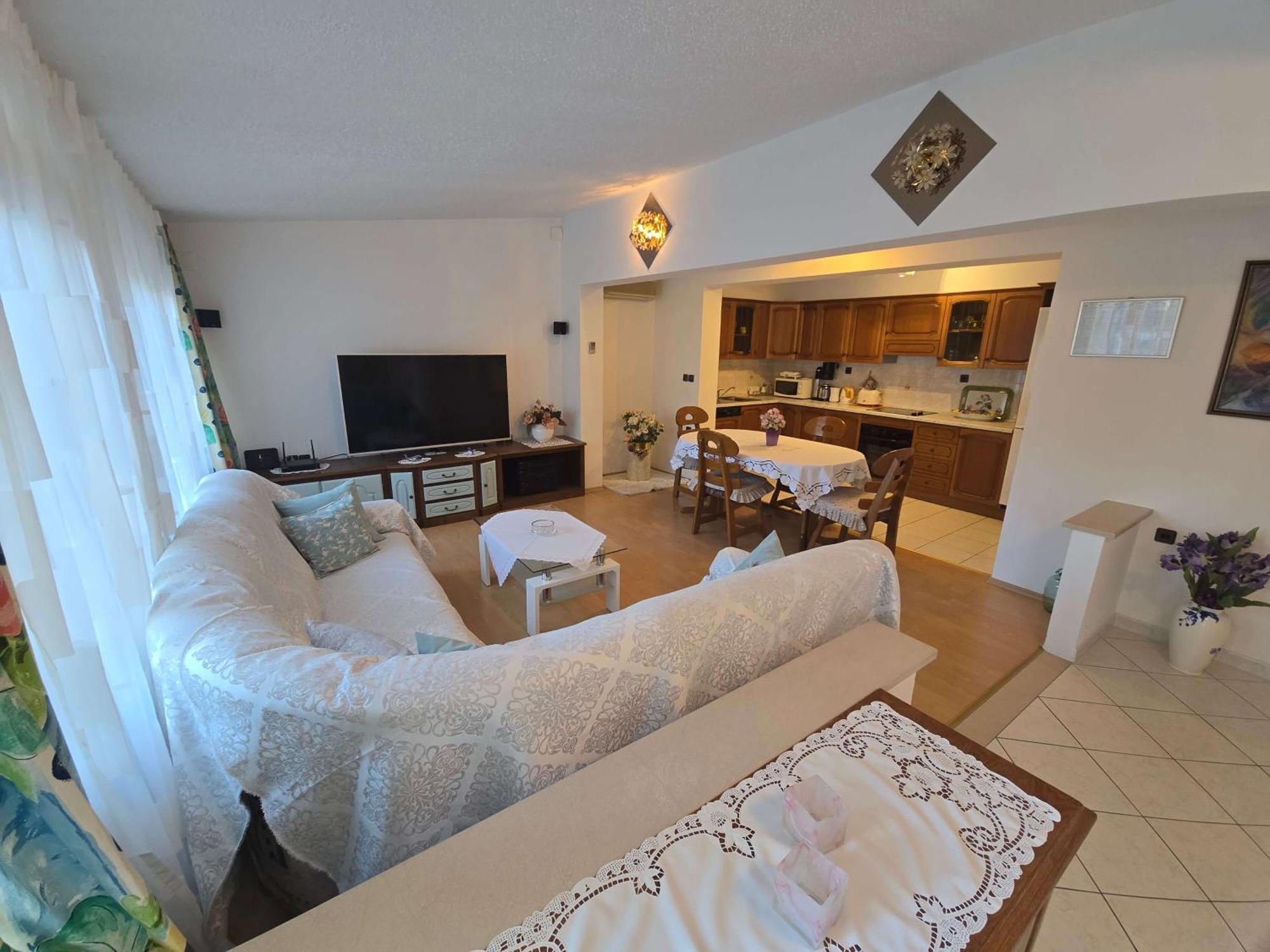 Apartman Nika - Marija Makarska Exteriör bild