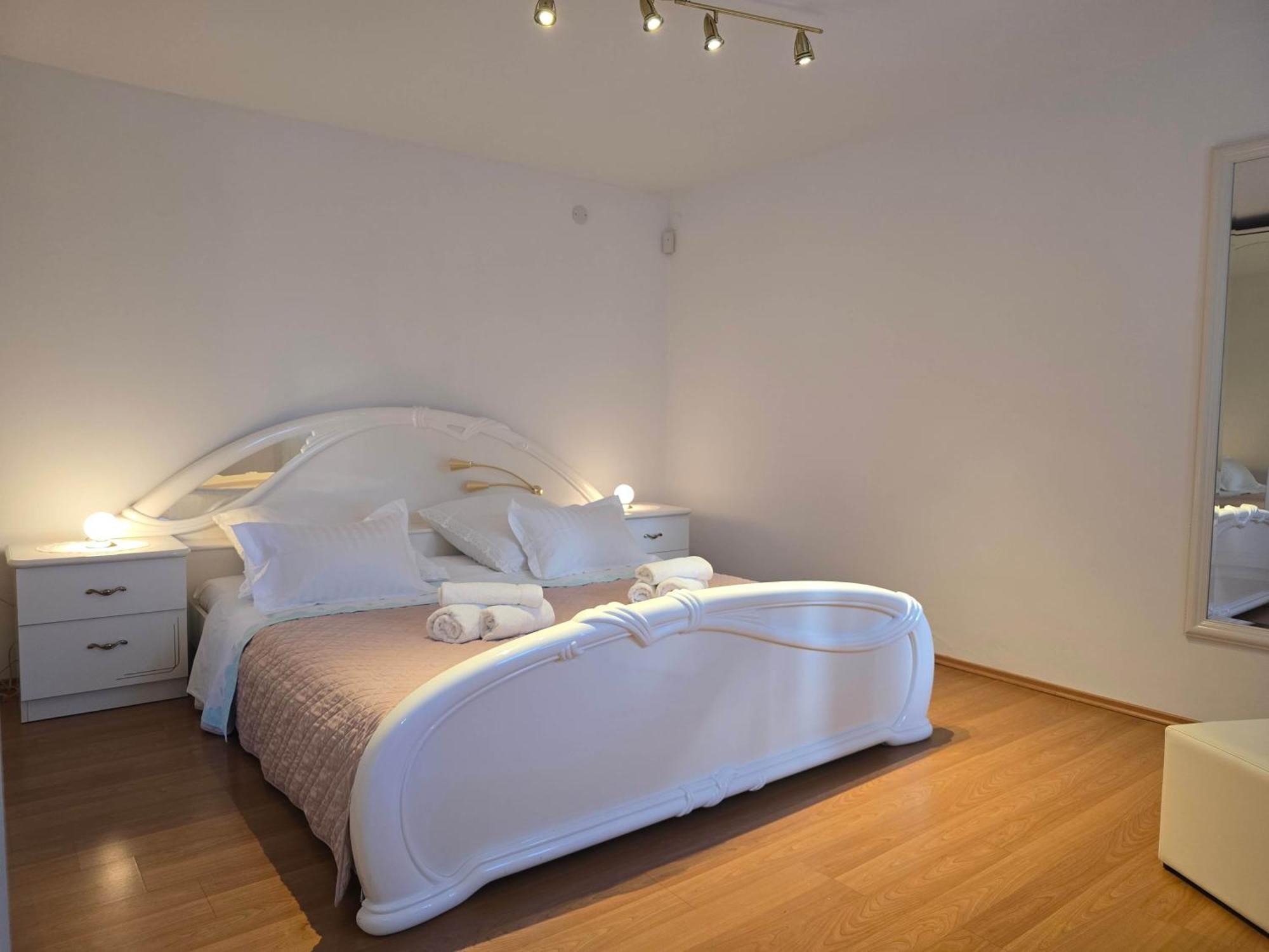 Apartman Nika - Marija Makarska Exteriör bild